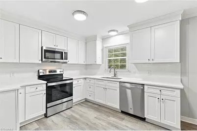 399 Wildwood Lane, Winston-Salem, NC 27107 - Photo 13