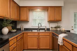3955 Chucks Ct, Burlington, NC 27215 - Photo 5