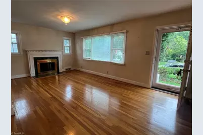 307 Carolina Circle, Winston-Salem, NC 27104 - Photo 3