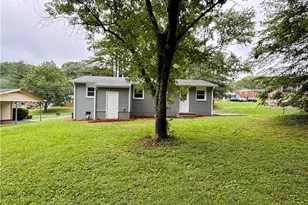 1332 Calvert Dr, Winston-Salem, NC 27107 - Photo 11