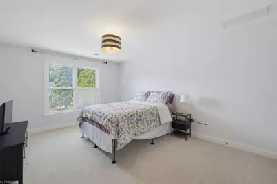 4 Willow Oak Court, Greensboro, NC 27408 - Photo 33