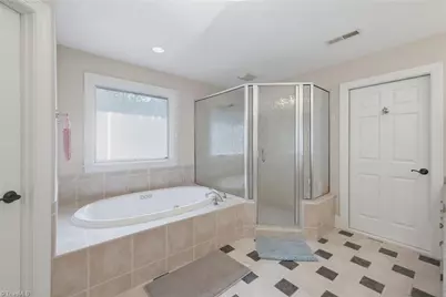 4 Willow Oak Court, Greensboro, NC 27408 - Photo 25