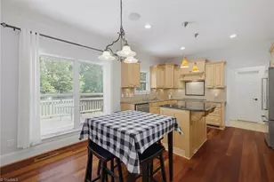 4 Willow Oak Ct, Greensboro, NC 27408 - Photo 11
