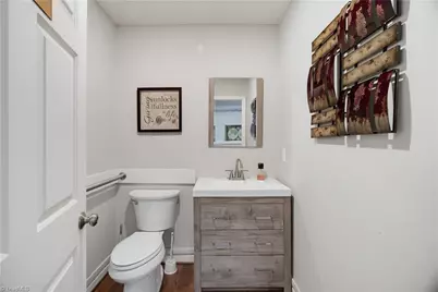 701 W Main Street, Jamestown, NC 27282 - Photo 19