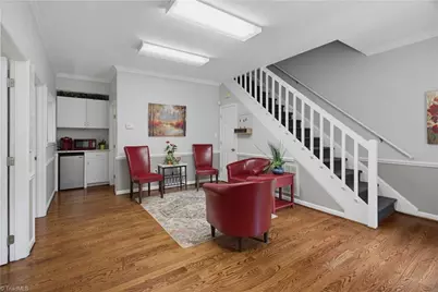 701 W Main Street, Jamestown, NC 27282 - Photo 9