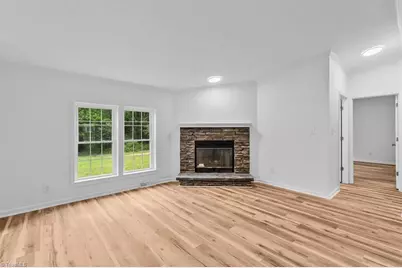 1650 Lincoln Street, Eden, NC 27288 - Photo 7