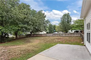 5303 Carriage Woods Dr, Browns Summit, NC 27214 - Photo 21