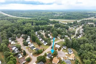 5303 Carriage Woods Dr, Browns Summit, NC 27214 - Photo 23