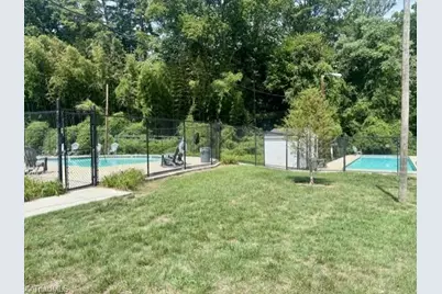 514 Overlook Street, Greensboro, NC 27403 - Photo 15