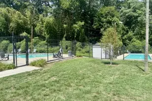 514 Overlook St, Greensboro, NC 27403 - Photo 15