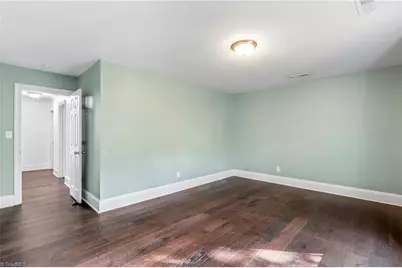 4103 Oak Hollow Drive, High Point, NC 27265 - Photo 33