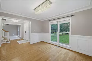 992 Lake Forest Ct, Eden, NC 27288 - Photo 9
