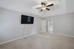 992 Lake Forest Ct, Eden, NC 27288 - Photo 21