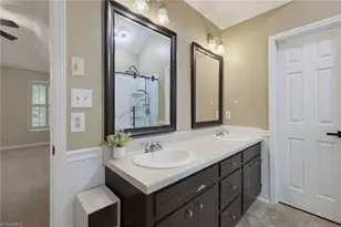 992 Lake Forest Ct, Eden, NC 27288 - Photo 23