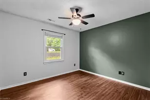 2004 Cottage Pl, Greensboro, NC 27455 - Photo 21