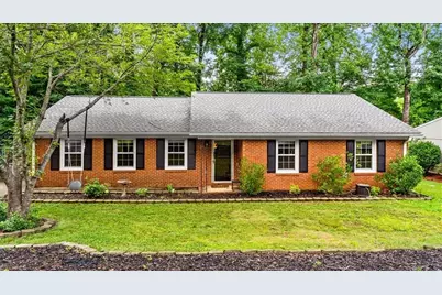 2004 Cottage Place, Greensboro, NC 27455 - Photo 1