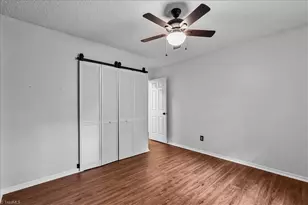 2004 Cottage Pl, Greensboro, NC 27455 - Photo 23
