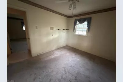 2631 Creekwood Drive, Winston-Salem, NC 27103 - Photo 23