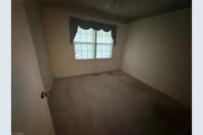 2631 Creekwood Drive, Winston-Salem, NC 27103 - Photo 21