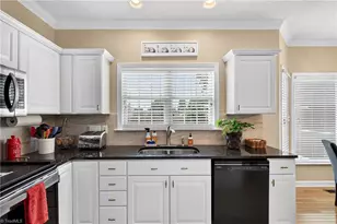 3674 Oak Chase Dr, High Point, NC 27265 - Photo 21