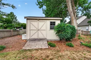 3674 Oak Chase Dr, High Point, NC 27265 - Photo 45