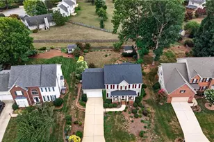 3674 Oak Chase Dr, High Point, NC 27265 - Photo 7