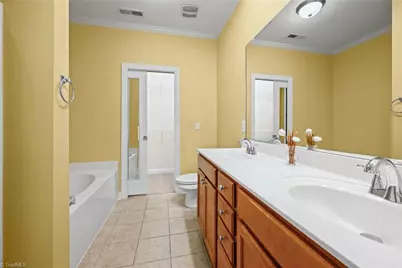 2071 Salisbury Square, Winston-Salem, NC 27127 - Photo 27