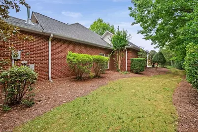 2071 Salisbury Square, Winston-Salem, NC 27127 - Photo 37