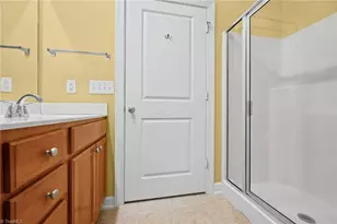 2071 Salisbury Square, Winston-Salem, NC 27127 - Photo 29