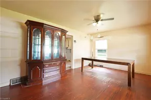 500 Clover Dr, High Point, NC 27262 - Photo 11
