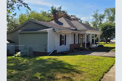 319 Hay Street, Mount Airy, NC 27030 - Photo 3