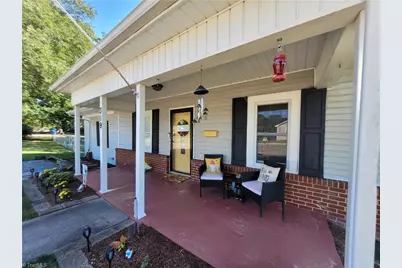 319 Hay Street, Mount Airy, NC 27030 - Photo 5