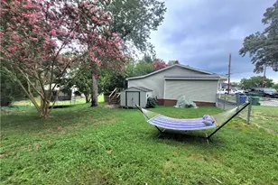 319 Hay St, Mount Airy, NC 27030 - Photo 9