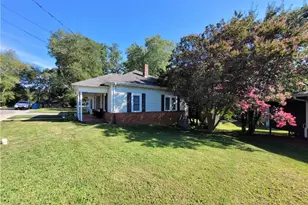 319 Hay St, Mount Airy, NC 27030 - Photo 7