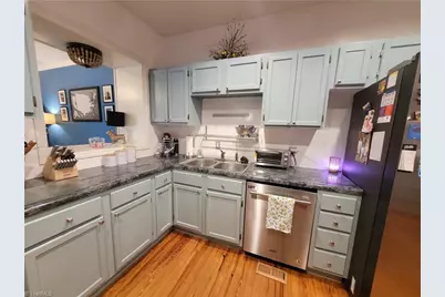 319 Hay Street, Mount Airy, NC 27030 - Photo 15