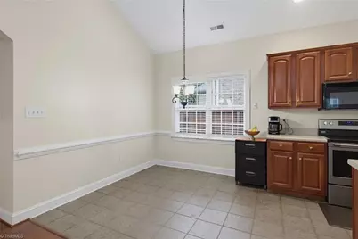 5917 Kenville Green Circle, Kernersville, NC 27284 - Photo 11