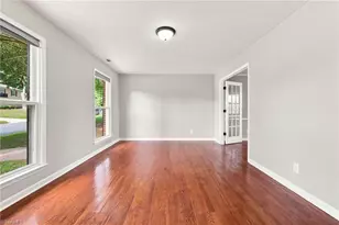 2404 Dulaire Rd, Greensboro, NC 27407 - Photo 5