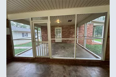 503 Hampton Drive, King, NC 27021 - Photo 9