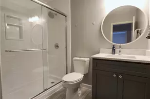 1407 Chestnut Dr, High Point, NC 27262 - Photo 15