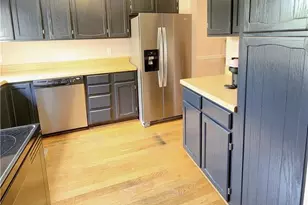 1407 Chestnut Dr, High Point, NC 27262 - Photo 9