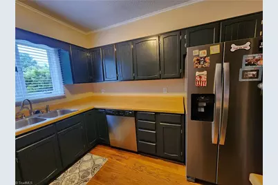 1407 Chestnut Drive #C, High Point, NC 27262 - Photo 3