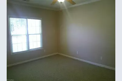 373 Northbridge Drive, High Point, NC 27265 - Photo 9