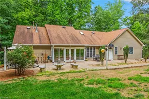 1239 Blackberry Ridge Rd, High Point, NC 27265 - Photo 43