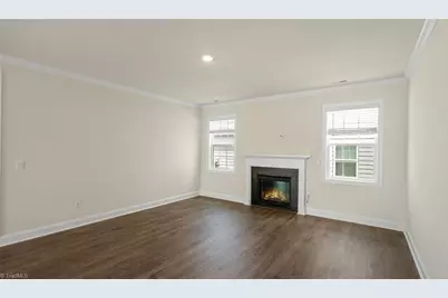 113 Harbor Hill Boulevard, Jamestown, NC 27282 - Photo 7