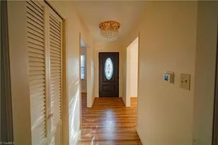 246 Merry Hills Dr, High Point, NC 27262 - Photo 5