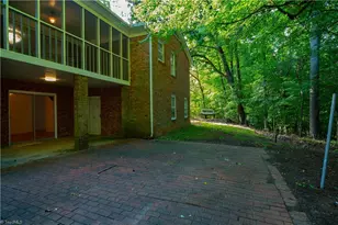 246 Merry Hills Dr, High Point, NC 27262 - Photo 29