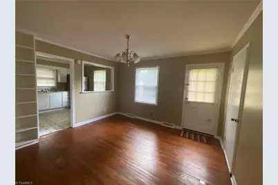 3118 Shallowford Drive, Greensboro, NC 27406 - Photo 7