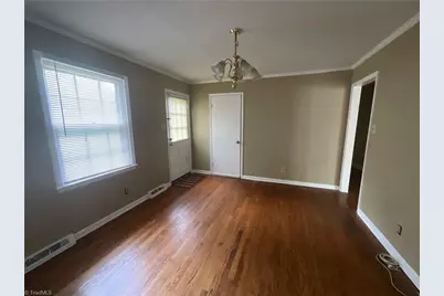 3118 Shallowford Drive, Greensboro, NC 27406 - Photo 5