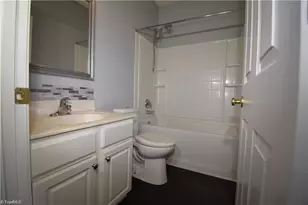 136 Penry Ln, Clemmons, NC 27012 - Photo 7