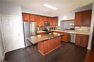 136 Penry Ln, Clemmons, NC 27012 - Photo 3